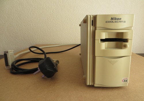 Nikon coolscan iii - iii,